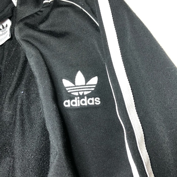 Black Adidas tracksuit - Picture 2 of 7